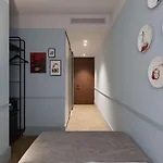 Отель Urban Hive Милан
