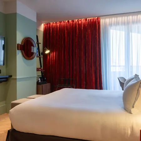 Hotel Urban Hive 4*
